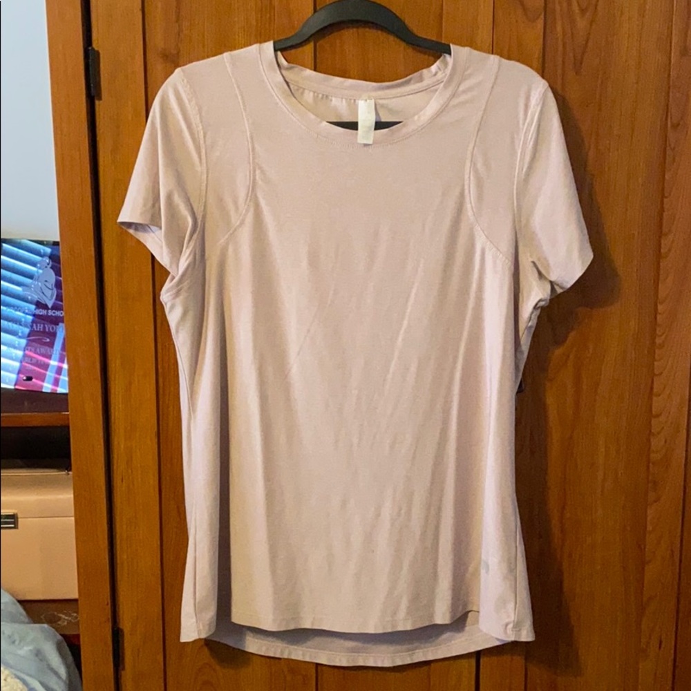 Marika workout tee *like brand new*